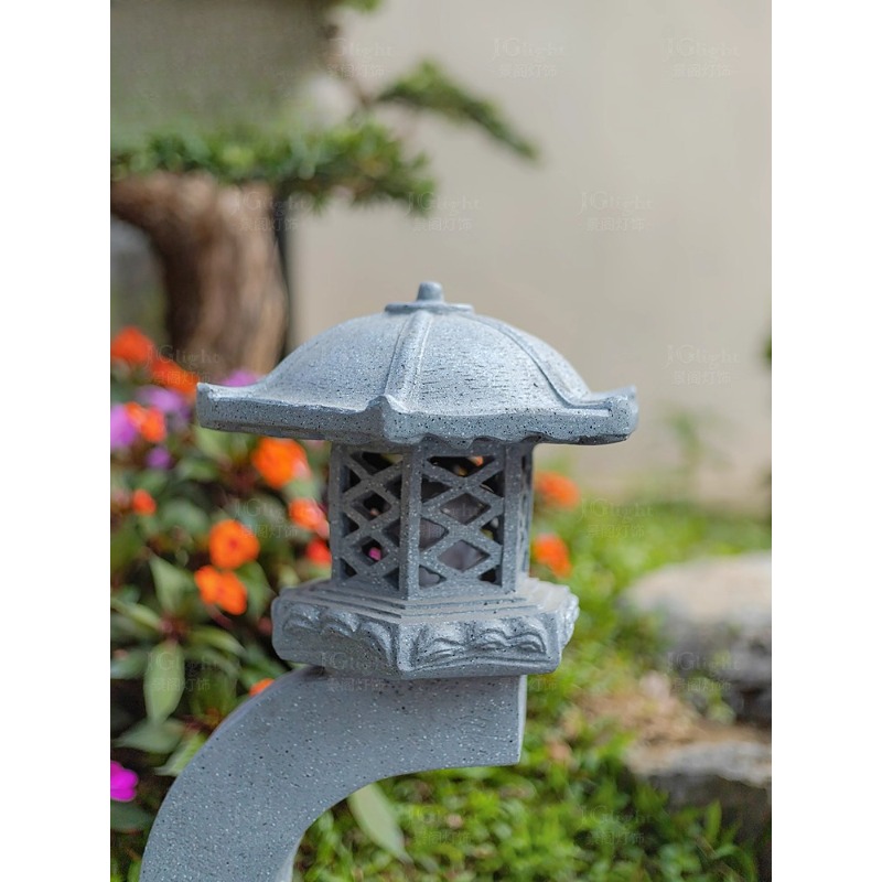 Outdoor Chinese stone lantern  - Gardening Tools B&M review and price